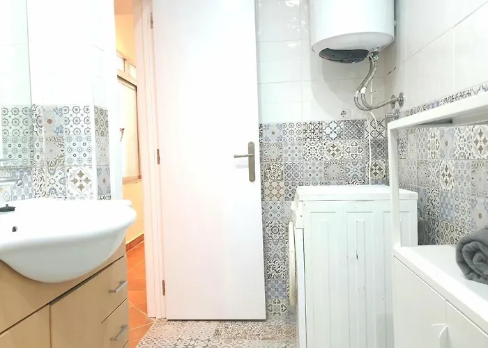 Sunny Centre Flats, 2 Options, With Balcony Or Terrace Apartment *
